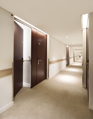 Interior detail - Hotel Continental (Lausanne)