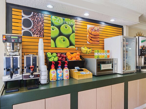 Desayuno continental incluido todos los días