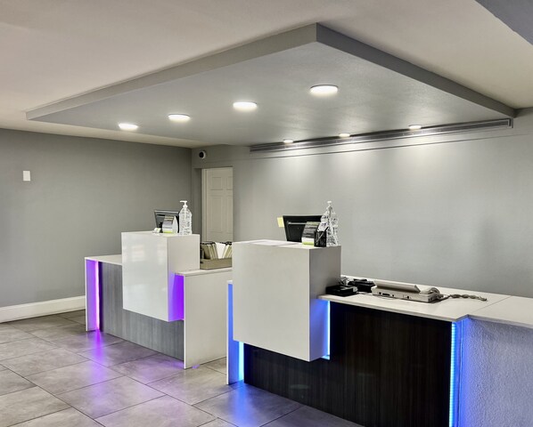 Reception - La Quinta Inn by Wyndham Denver Northglenn (Northglenn)