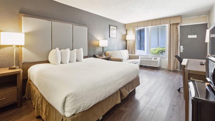 Ramada by Wyndham Houma