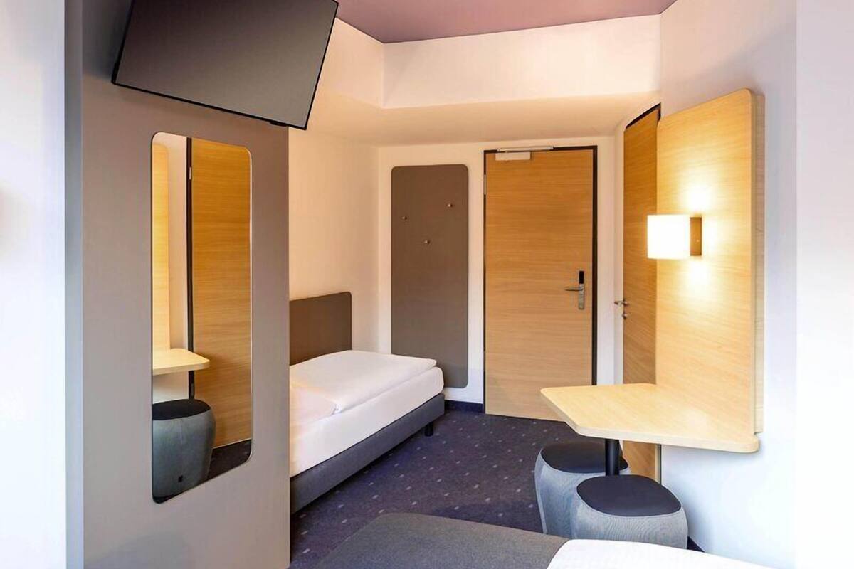 Habitación triple | Escritorio, cortinas blackout, insonorización y wifi gratis