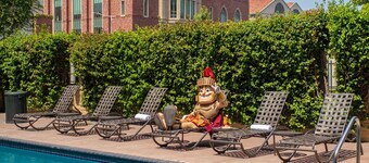 USC Hotel