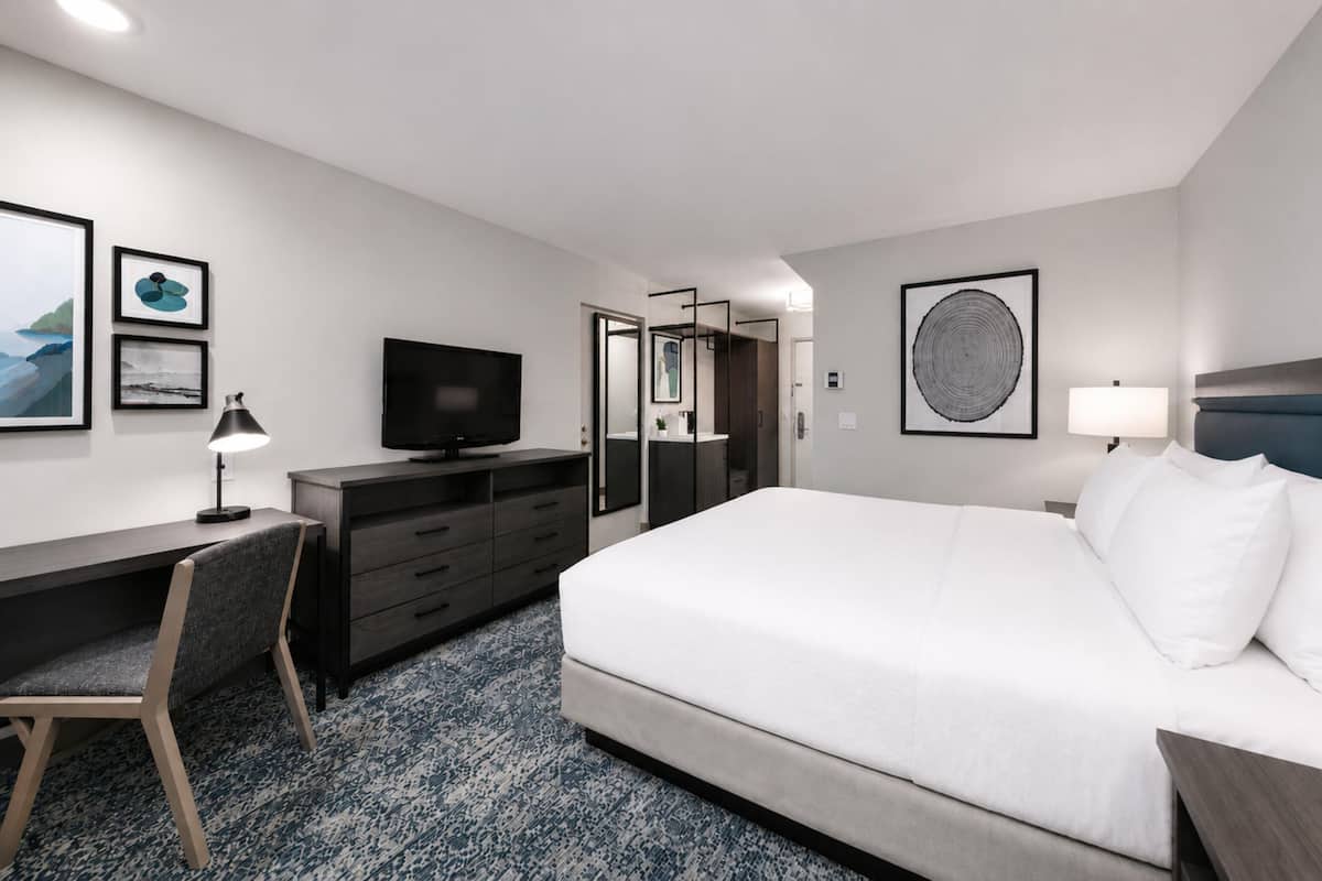 Pillow-top beds, in-room safe, desk, laptop workspace
