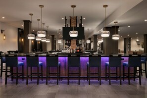 Breakfast, lunch and dinner served - DoubleTree by Hilton Canton Downtown (Canton)