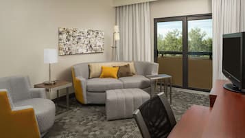 Egyptian cotton sheets, premium bedding, pillow-top beds, desk