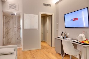 Suite, 1 King Bed, Non Smoking (Living Room;with Sofabed) | Living room