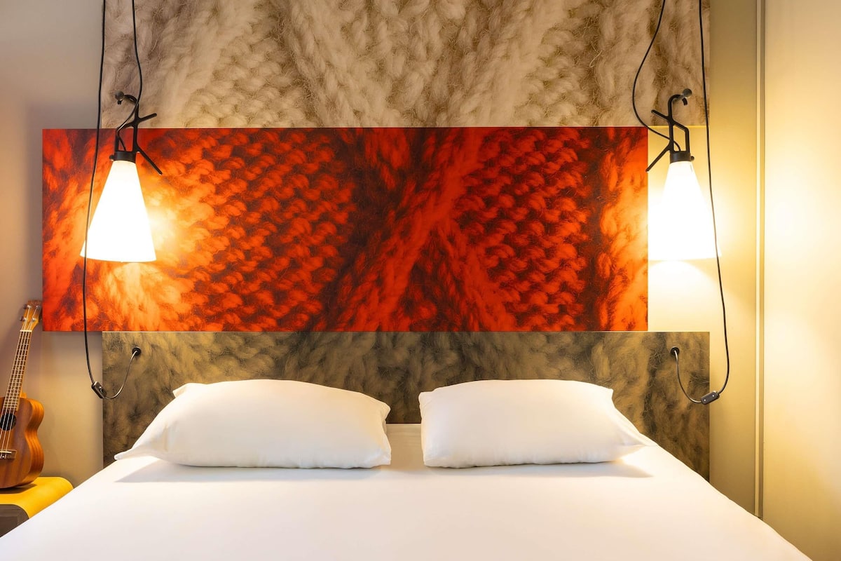 Kamar, 1 Tempat Tidur Double | Meja kerja, tirai kedap cahaya, Wi-Fi gratis, dan seprai linen