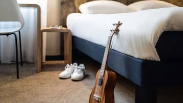 Room, Multiple Beds | Desk, blackout drapes, free WiFi, bed sheets