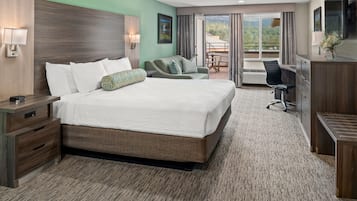 Suite, 1 cama King size y sofá cama, balcón | Caja de seguridad en la habitación y decoración personalizada