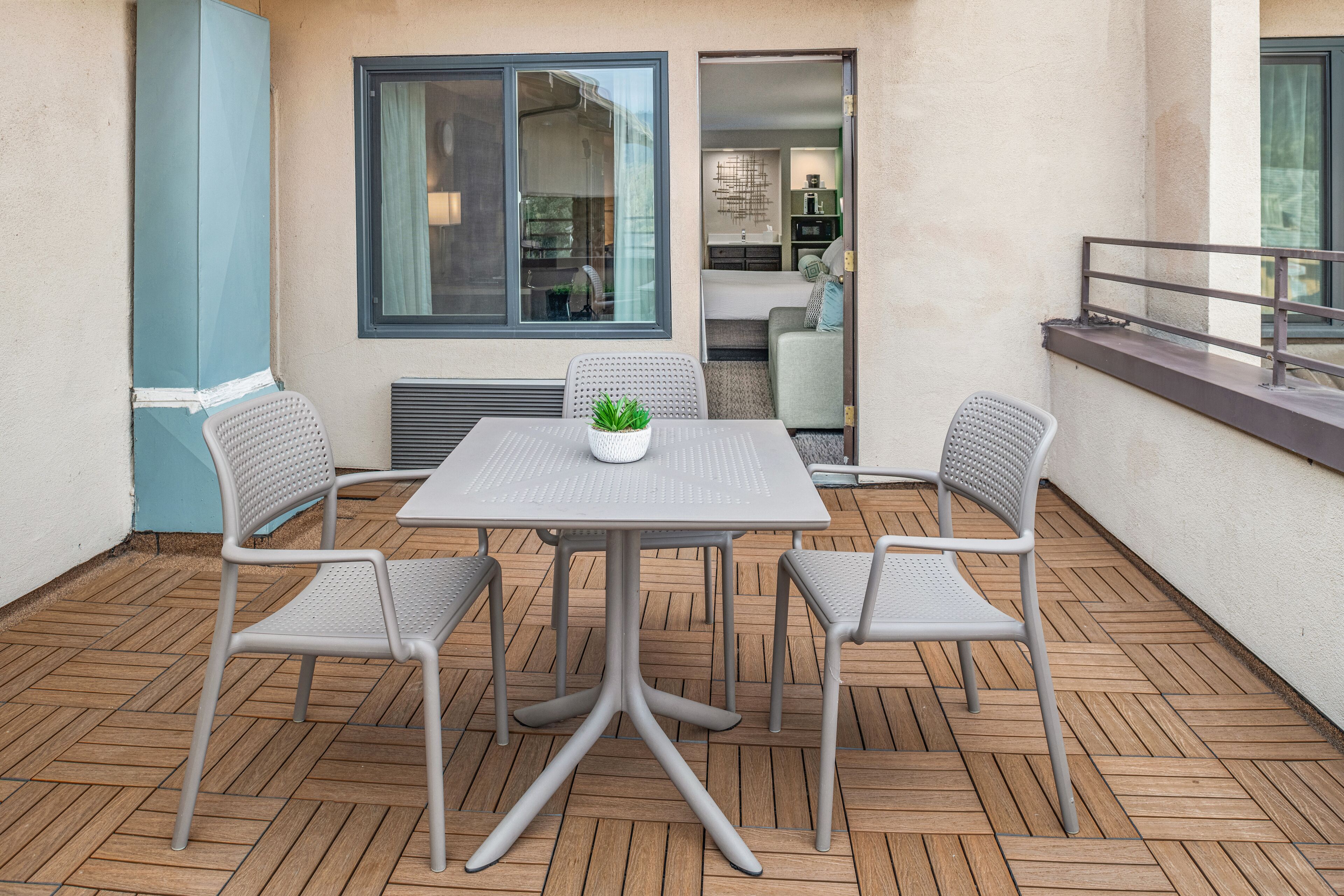 suite, 1 king bed with sofa bed, balcony | balcony