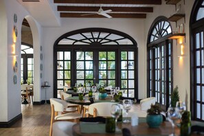 10 Restaurants, Frühstück, Mittagessen, Abendessen, mediterrane Küche