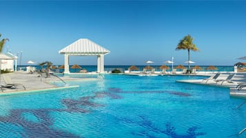 7 outdoor pools, pool umbrellas, pool loungers