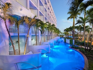 7 outdoor pools, pool umbrellas, pool loungers