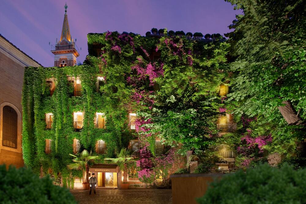 Hotel Raphaël – Relais & Châteaux