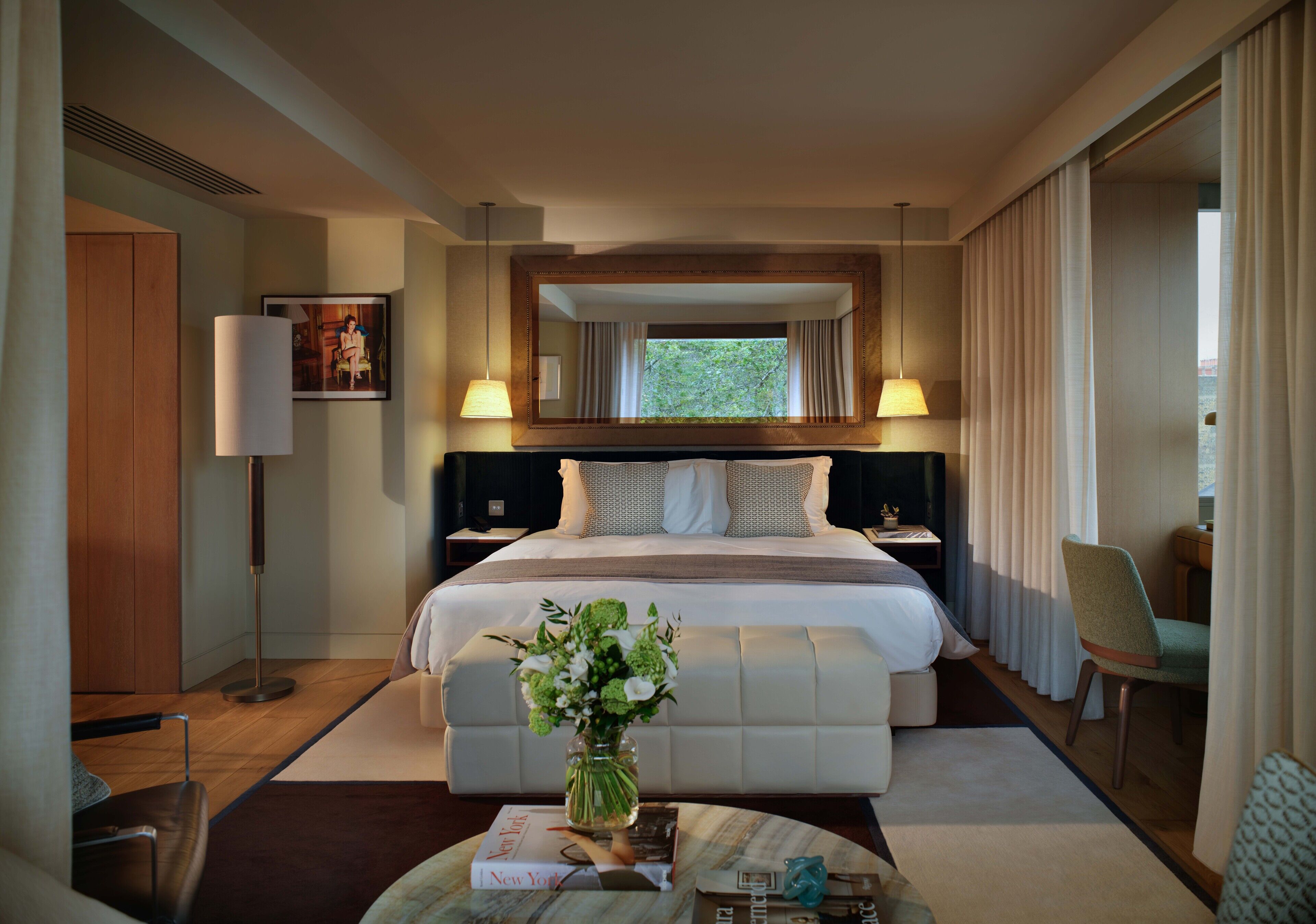 Studio King Suite | Egyptian cotton sheets, premium bedding, pillowtop beds, minibar