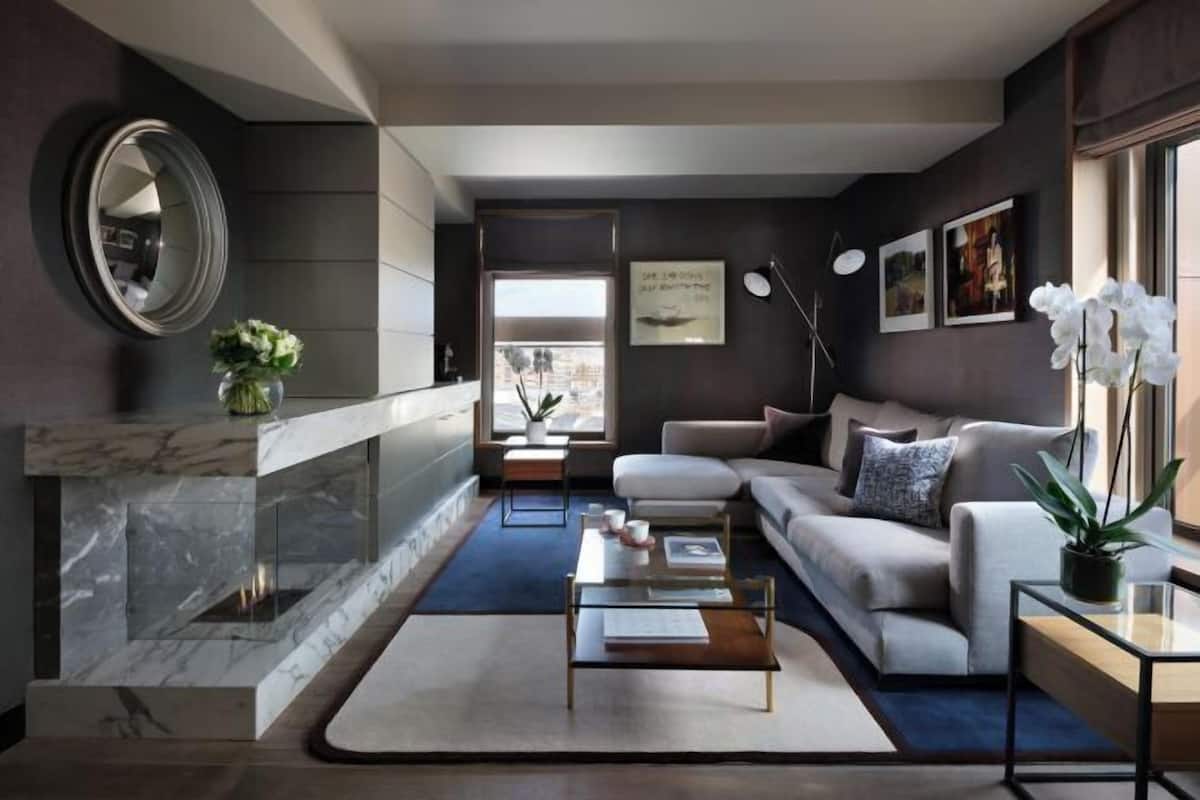 Living area | Flat-screen TV, iPod dock