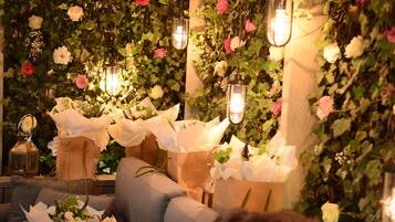 Frokost, lunsj og middag serveres, italienske retter