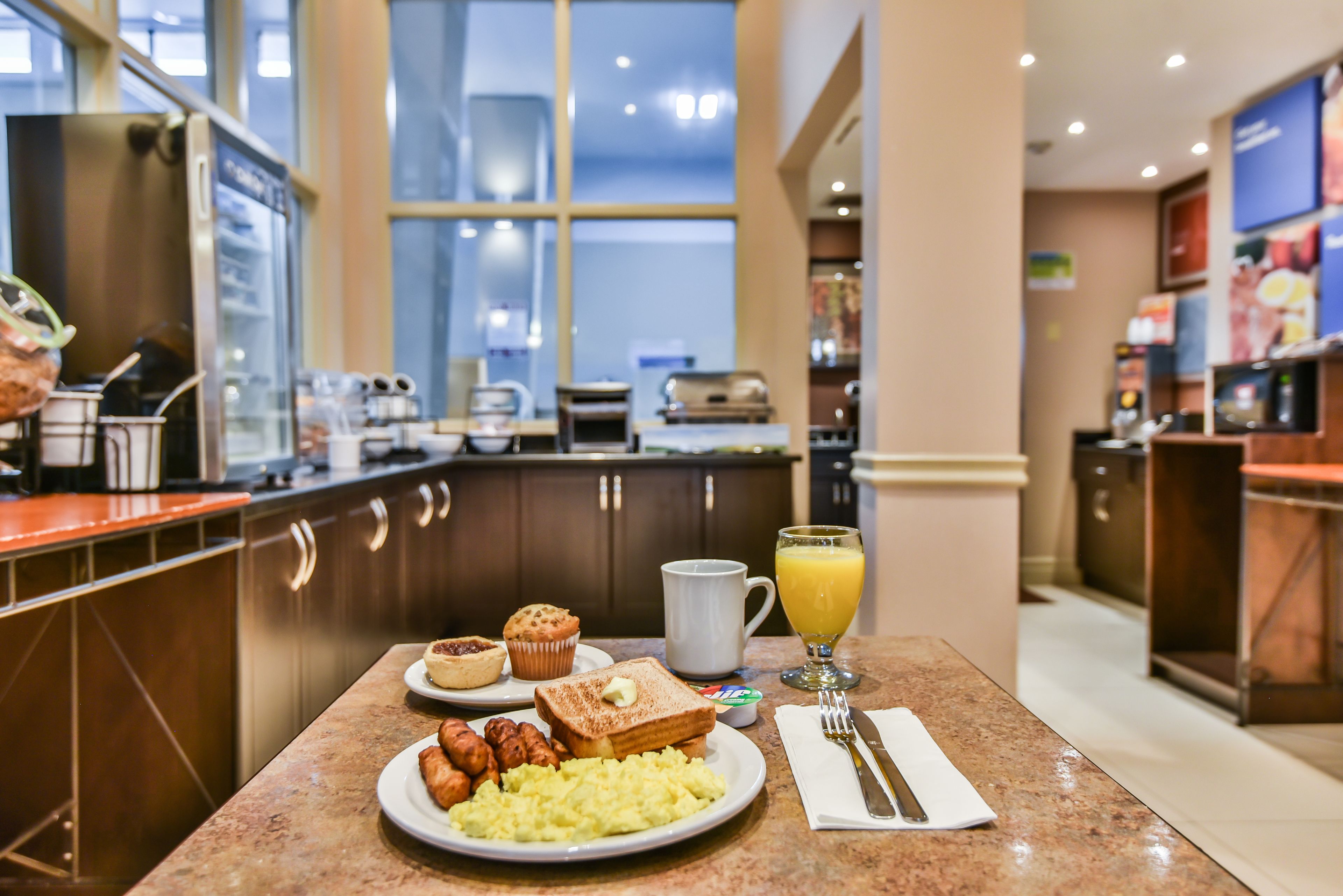 Free daily buffet breakfast