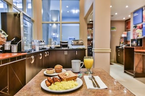 Free daily buffet breakfast