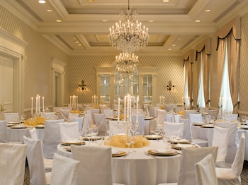 Meeting space at Empire Hotel
