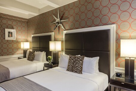 Empire Hotel - Image 53