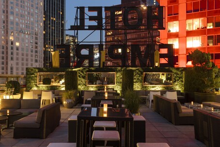Empire Hotel - Image 23