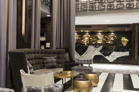 Empire Hotel - Image 35