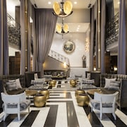 Empire Hotel