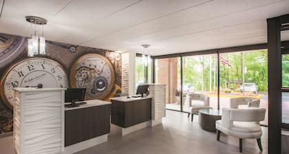 La Quinta Inn & Suites by Wyndham Sturbridge