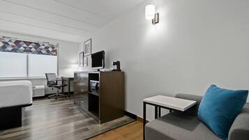 Premium bedding, pillowtop beds, desk, laptop workspace