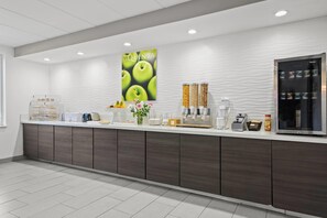 Petit déjeuner buffet compris
