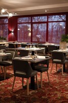 Café da manhã, almoço e jantar; culinária regional 