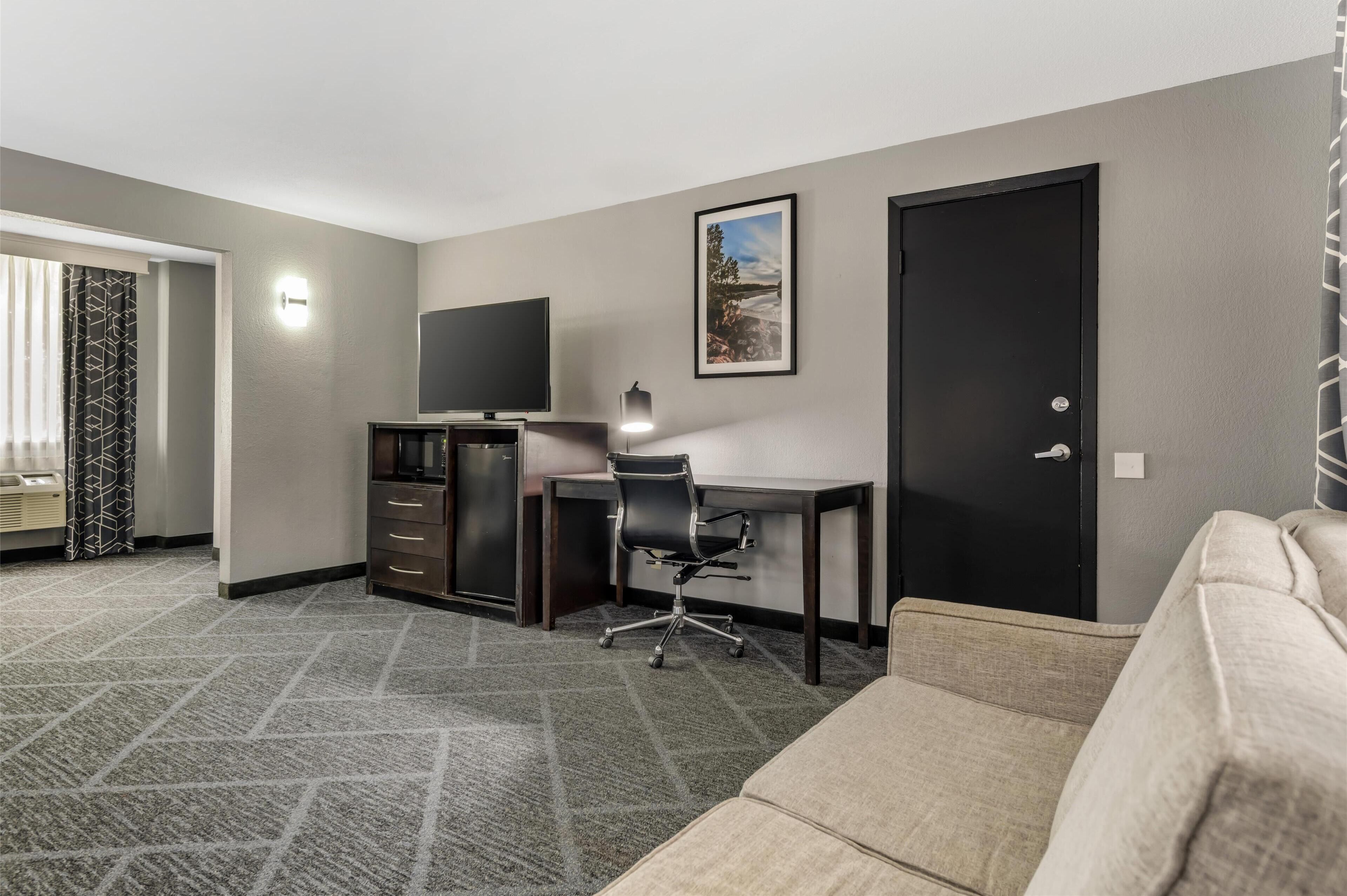 1 bedroom, blackout curtains, soundproofing, iron/ironing board