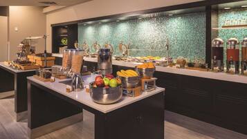 Full breakfast on weekdays (USD 20 per person)