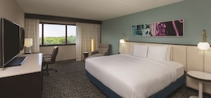 Premium bedding, in-room safe, iron/ironing board - DoubleTree by Hilton Hotel Austin Northwest Arboretum (Austin)