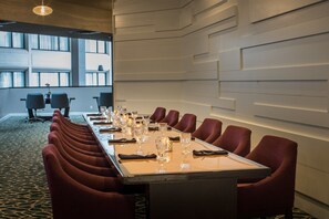 Dining - DoubleTree by Hilton Hotel Austin Northwest Arboretum (Austin)