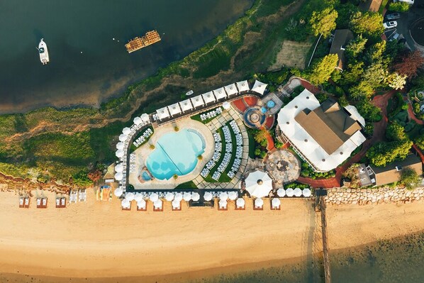 บริเวณภายนอก