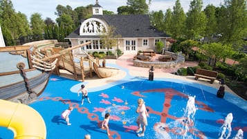 Children's play area - outdoor