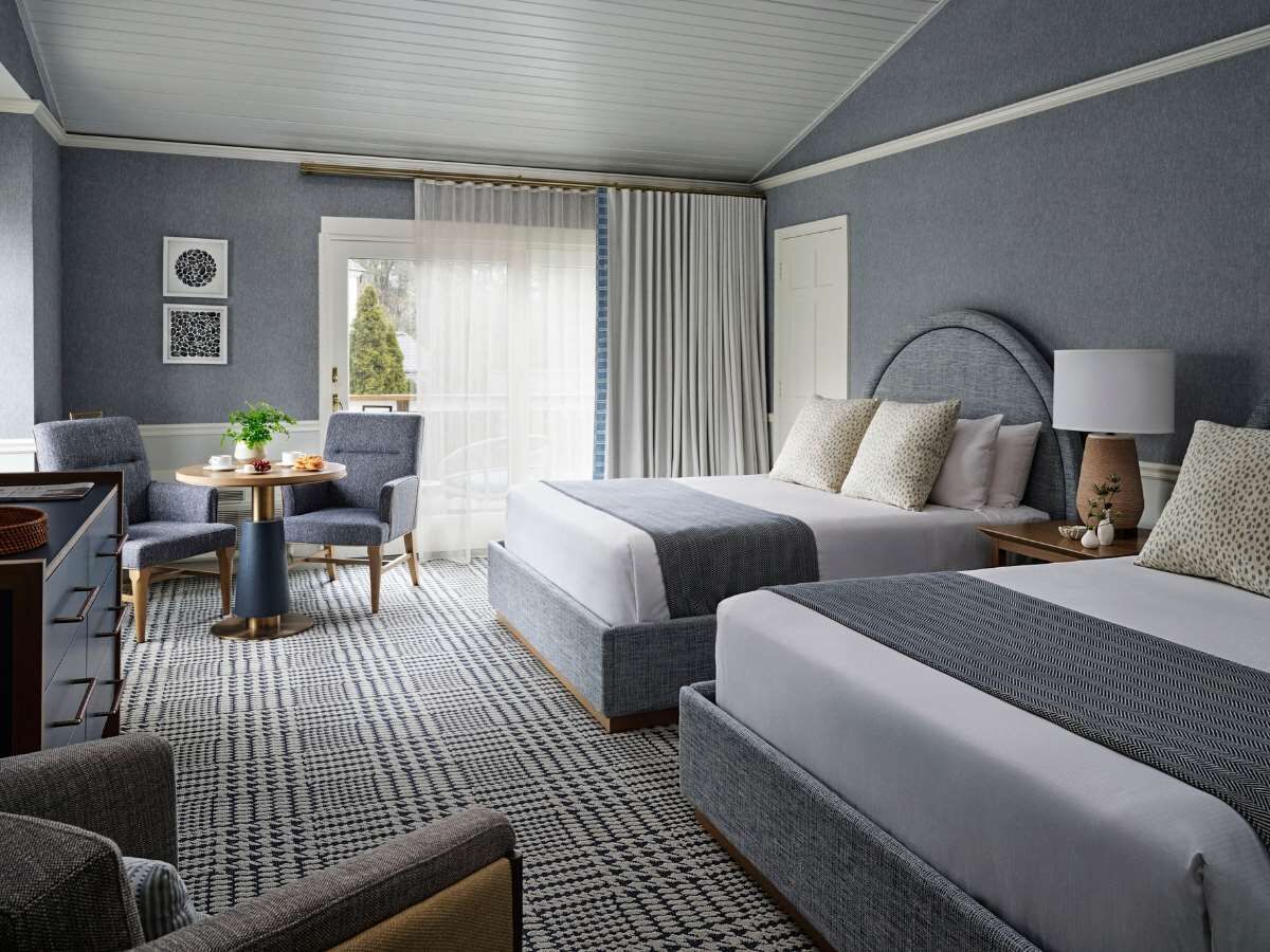 Frette Italian sheets, premium bedding, down duvets, minibar