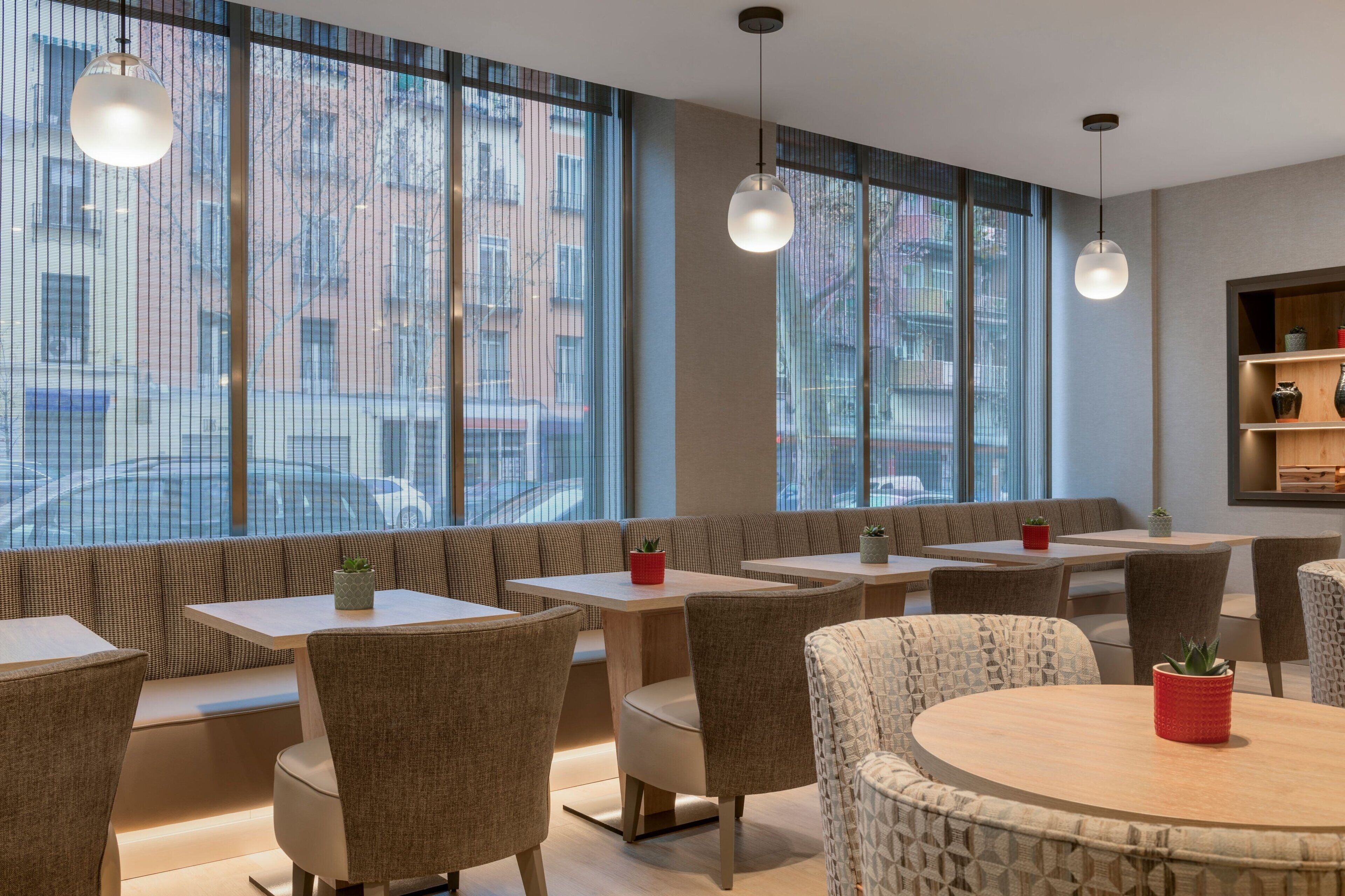 daily continental breakfast (eur 26 per person)