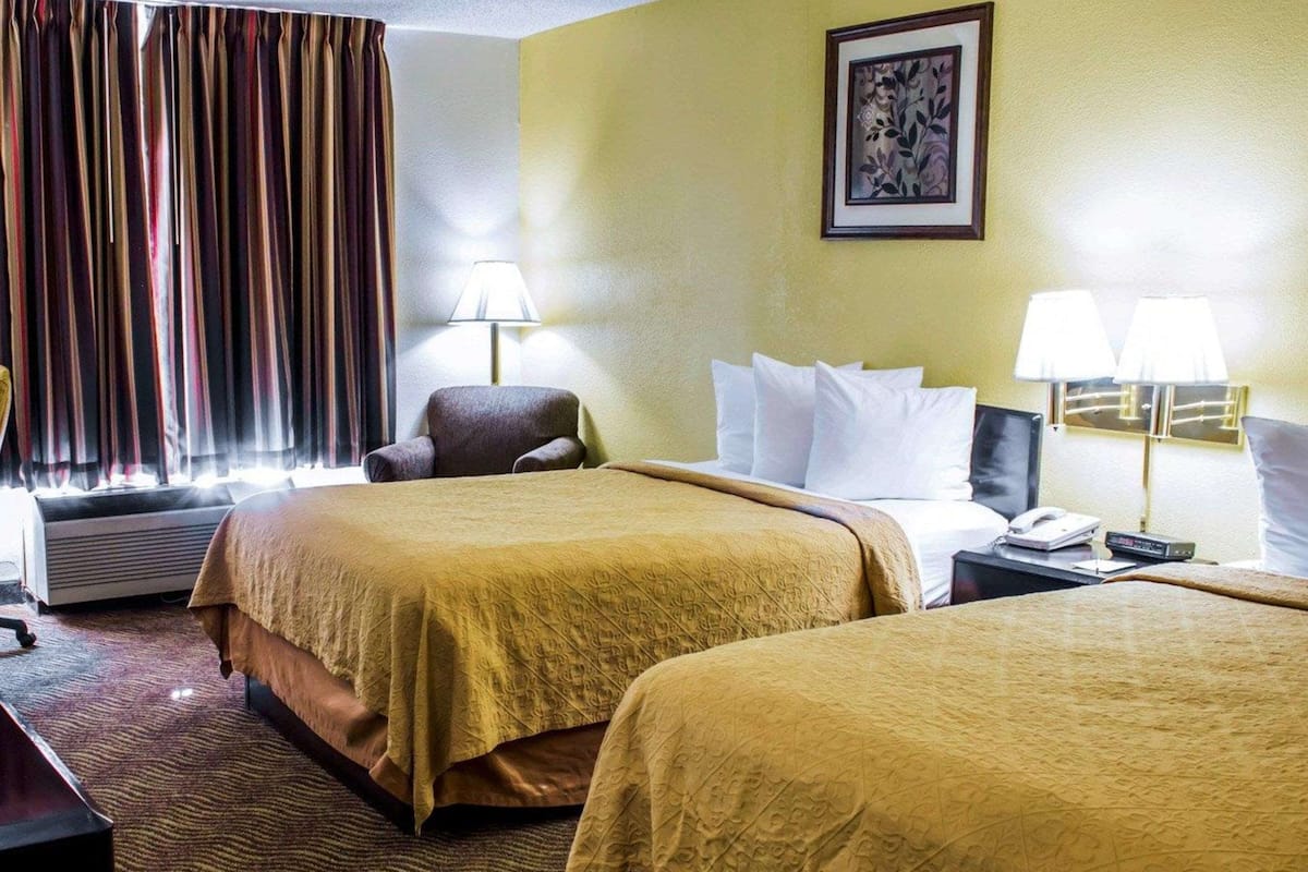 Standard Room, 2 Double Beds, Non Smoking | Desk, iron/ironing board, free WiFi, bed sheets