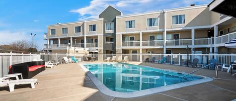 Seasonal outdoor pool