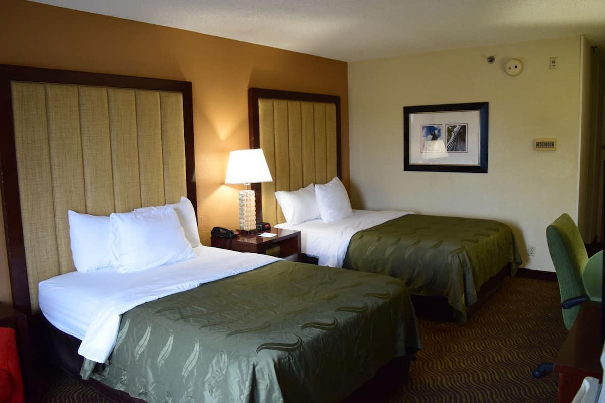 Desk, iron/ironing board, free WiFi, bed sheets
