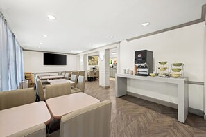 包含每日欧式早餐