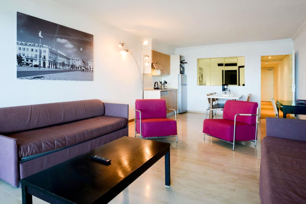 Apartment, 1 Bedroom, Sea View (6 people) | In-room safe, desk, soundproofing, iron/ironing board