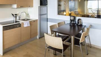 Coffres-forts dans les chambres, bureau, chambres insonorisées