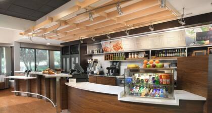 Courtyard by Marriott Dallas Las Colinas