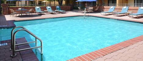 Indoor pool, outdoor pool