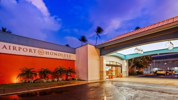 Hotel Exterior at Airport Honolulu Hotel
