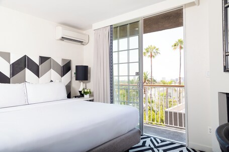 Chamberlain West Hollywood - view 2